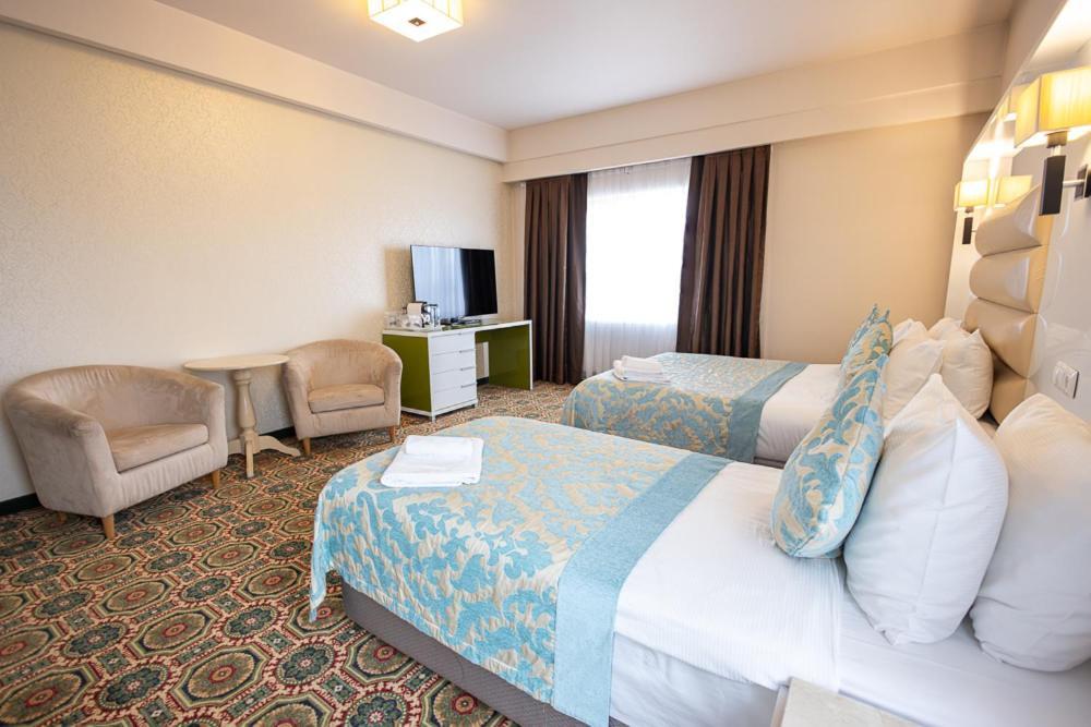 Hotel Romanita Baia Mare Extérieur photo
