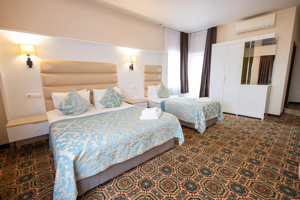 Hotel Romanita Baia Mare Extérieur photo